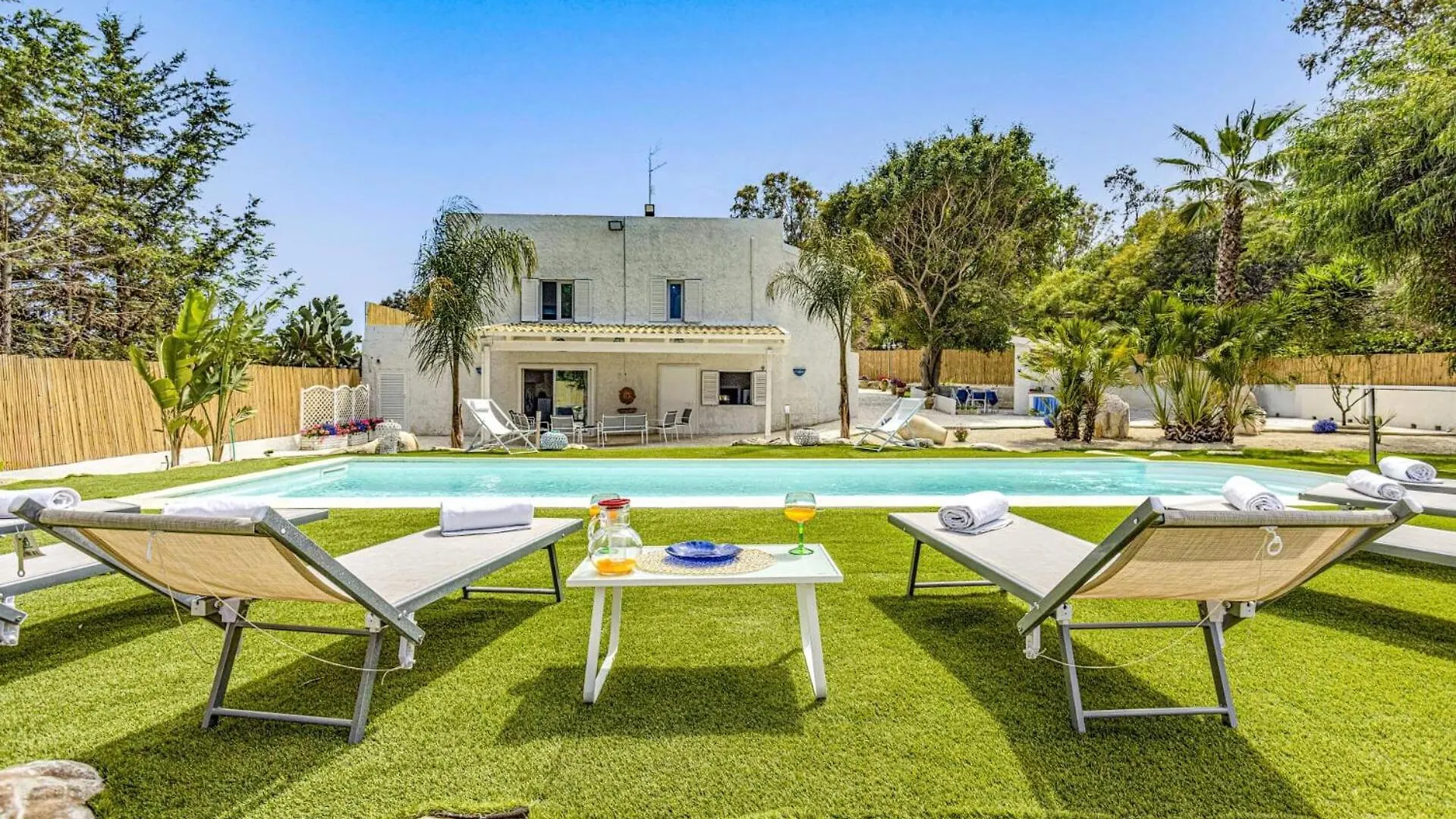 Villa Mediterraneo By Villa Plus Santa Maria Del Focallo